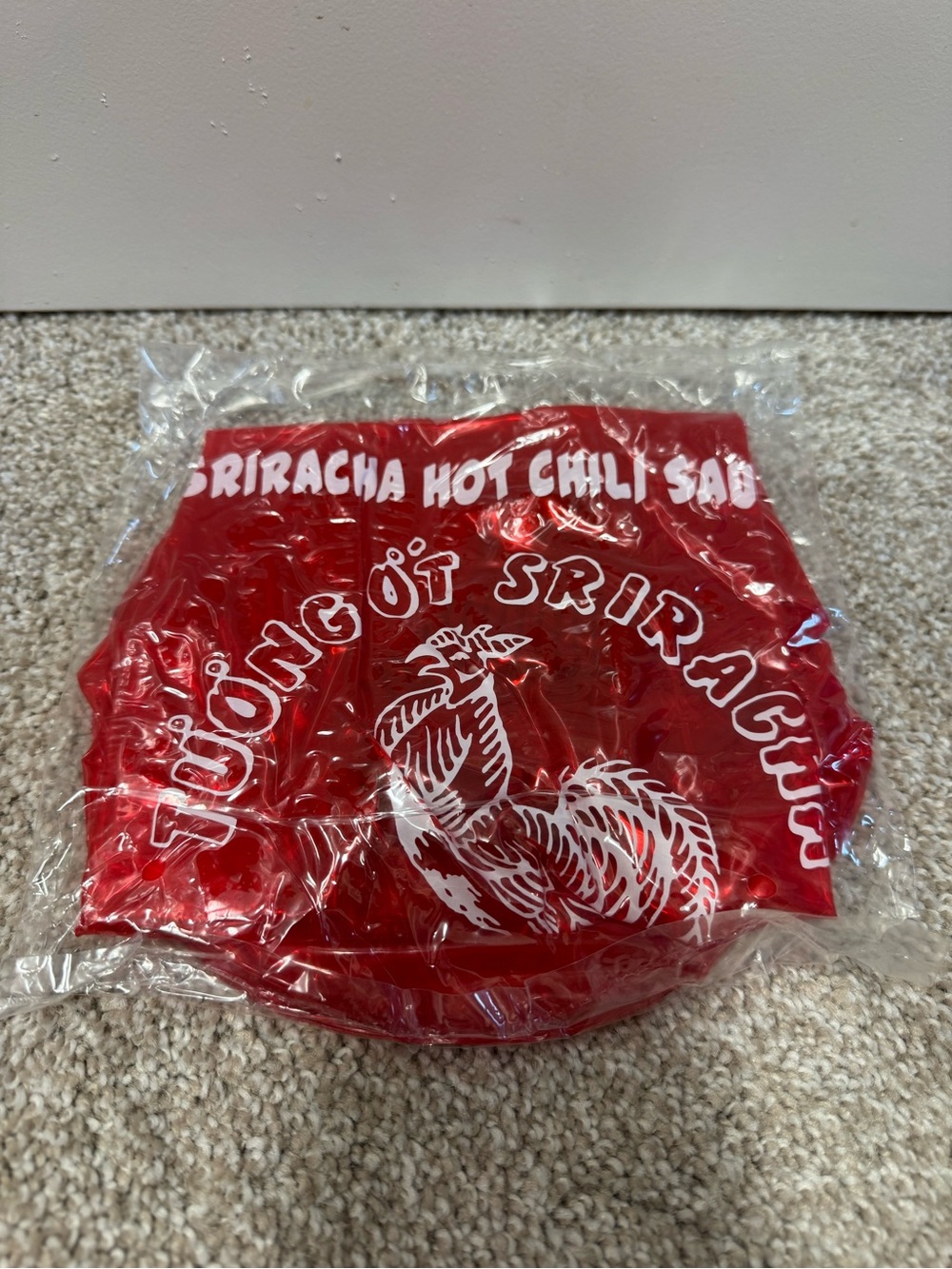 Fiesta Toys Inflatable Sriracha Hot Chili Sauce Bottle 24" Novelty Sealed